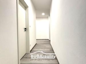 Pronájem bytu 1+kk, Zlín, Kvítková, 40 m2