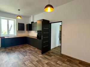 Pronájem bytu 2+1, Cheb - Tršnice, 74 m2