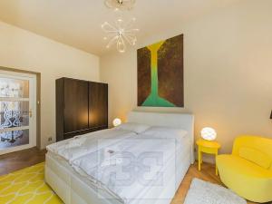 Pronájem bytu 4+1, Praha - Smíchov, 133 m2