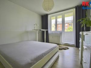 Pronájem bytu 2+1, Praha - Vršovice, Petrohradská, 51 m2