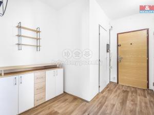 Prodej bytu 3+1, Ústí nad Labem - Mojžíř, Peškova, 65 m2