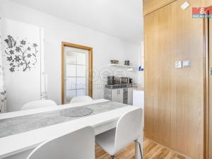 Prodej bytu 3+1, Ústí nad Labem - Mojžíř, Peškova, 65 m2