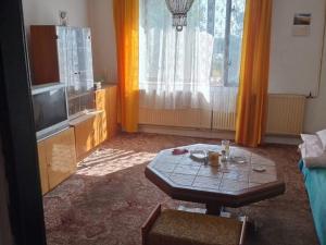 Pronájem bytu 2+1, Nový Oldřichov - Mistrovice, 65 m2