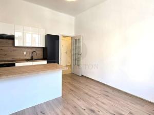 Pronájem bytu 2+kk, Praha - Košíře, Slávy Horníka, 45 m2