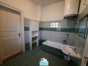 Pronájem bytu 2+1, Děčín - Děčín II-Nové Město, El. Krásnohorské, 73 m2