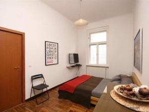 Pronájem bytu 2+kk, Praha - Žižkov, Cimburkova, 30 m2
