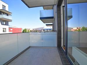 Prodej bytu 1+kk, Praha, Čakovická, 34 m2