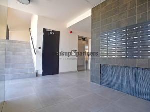 Prodej bytu 1+kk, Praha, Čakovická, 34 m2