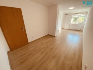 Pronájem bytu 2+kk, Měřín, Náměstí, 66 m2