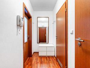 Pronájem bytu 2+kk, Praha - Holešovice, Na Maninách, 55 m2
