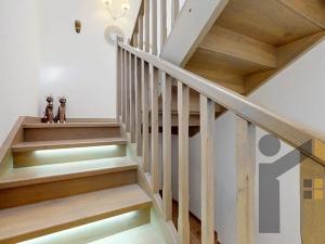 Prodej rodinného domu, Vinařice, 269 m2