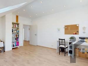Prodej rodinného domu, Vinařice, 269 m2