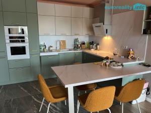 Prodej bytu 3+kk, Karlovy Vary - Rybáře, Sedlecká, 92 m2