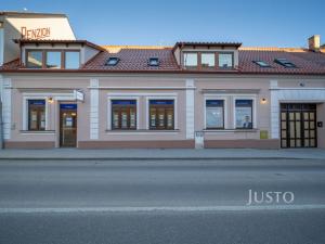 Pronájem bytu 2+kk, Třeboň - Třeboň II, Sokolská, 55 m2