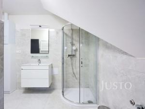 Pronájem bytu 2+kk, Třeboň - Třeboň II, Sokolská, 55 m2