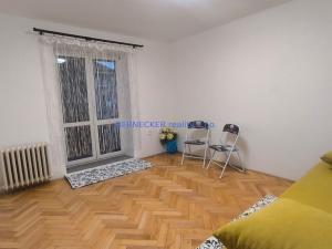 Pronájem bytu 1+1, Hradec Králové, Ladova, 25 m2