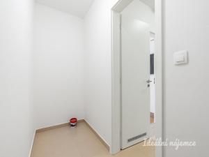 Pronájem bytu 3+kk, Praha - Dolní Chabry, K Beranovu, 85 m2