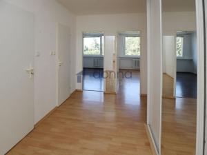 Pronájem bytu 3+kk, Praha, Křivenická, 80 m2