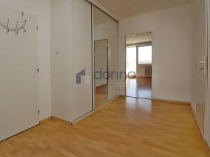 Pronájem bytu 3+kk, Praha, Křivenická, 80 m2