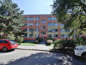 Pronájem bytu 3+kk, Praha, Křivenická, 80 m2