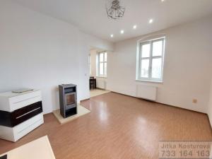 Pronájem bytu 2+1, Krnov - Pod Cvilínem, Opavská, 100 m2