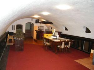 Pronájem restaurace, Sušice - Sušice I, náměstí Svobody, 103 m2