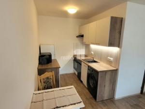 Pronájem bytu 2+kk, Praha - Braník, Novodvorská, 42 m2