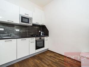 Pronájem bytu 2+kk, Praha - Žižkov, Kubelíkova, 57 m2