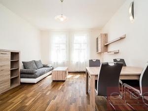 Pronájem bytu 2+kk, Praha - Žižkov, Kubelíkova, 57 m2