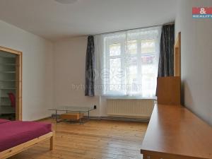 Pronájem bytu 4+1, Čáslav - Čáslav-Nové Město, Husova, 98 m2