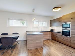 Pronájem rodinného domu, Praha - Hostavice, Manželů Dostálových, 136 m2