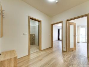 Pronájem bytu 2+kk, Praha, Mezi vodami, 58 m2