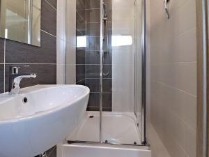 Pronájem bytu 2+kk, Kladno - Kročehlavy, Nad Vápenkami, 39 m2