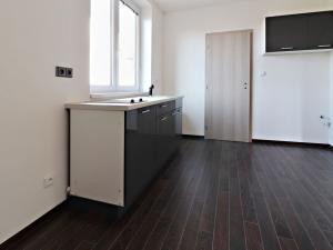 Pronájem bytu 2+kk, Kladno - Kročehlavy, Nad Vápenkami, 39 m2