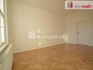 Pronájem bytu 2+1, Praha - Holešovice, Františka Křížka, 70 m2