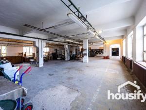 Prodej výrobních prostor, Prosiměřice, 907 m2
