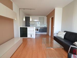 Pronájem bytu 2+kk, Praha - Záběhlice, Ve slatinách, 45 m2