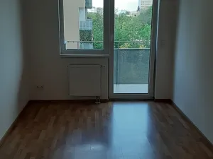 Pronájem bytu 2+kk, Praha - Strašnice, Zvěřinova, 61 m2