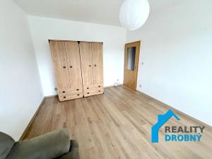 Pronájem bytu 2+1, Děčín, Kamenická, 50 m2