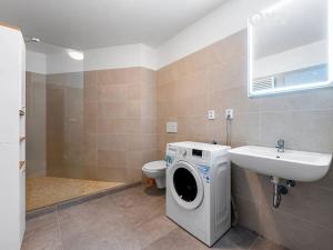 Pronájem bytu 2+kk, Hostivice, Čsl. armády, 46 m2
