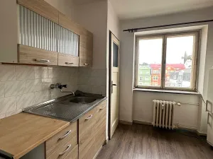 Prodej bytu 2+1, Karlovy Vary, Kvapilova, 60 m2