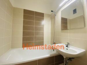Pronájem bytu 2+1, Ostrava - Poruba, Francouzská, 52 m2