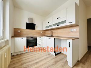Pronájem bytu 2+1, Ostrava - Poruba, Francouzská, 52 m2