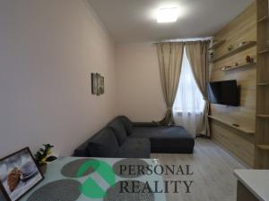 Prodej bytu 1+1, Karlovy Vary, Svahová, 64 m2