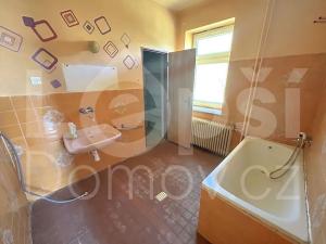 Prodej rodinného domu, Lipová-lázně, 225 m2