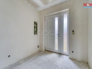 Prodej rodinného domu, Lužany, 144 m2