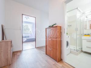 Prodej bytu 2+kk, Kladno - Kročehlavy, Švýcarská, 43 m2
