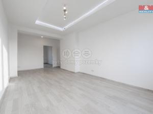 Pronájem bytu 2+1, Sokolov, Sokolovská, 52 m2