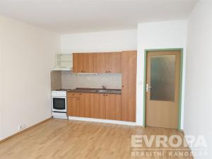 Pronájem bytu 1+kk, Liberec - Liberec VII-Horní Růžodol, Jeronýmova, 35 m2