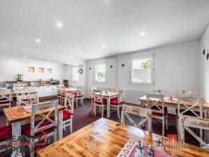 Prodej ubytování, Ostružná - Ramzová, 300 m2